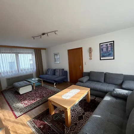 Zell Views Apartment *