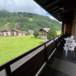 Zell Views Apartment